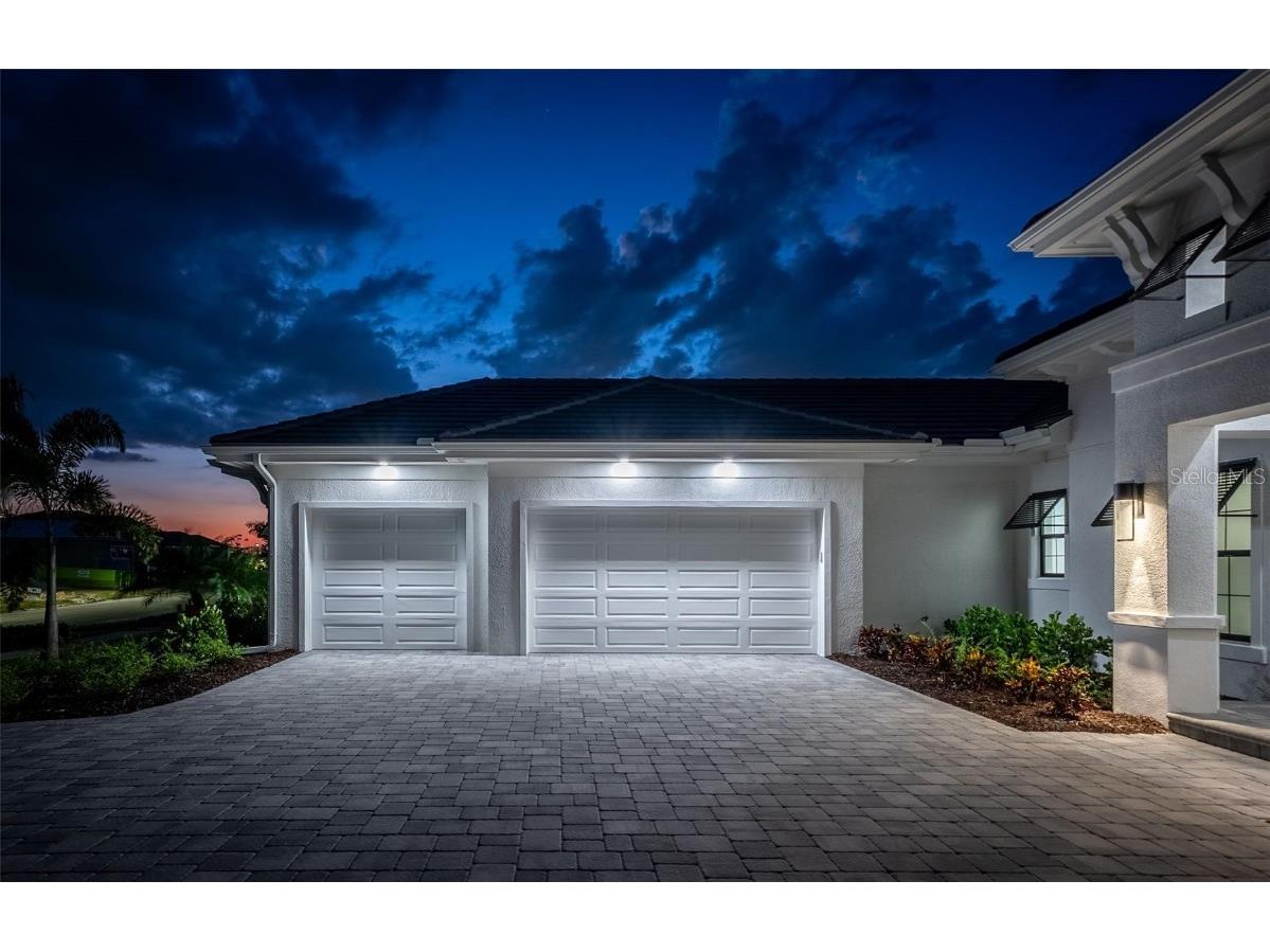 1043 Blue Shell Loop Sarasota FL 34240 A4666908 image19