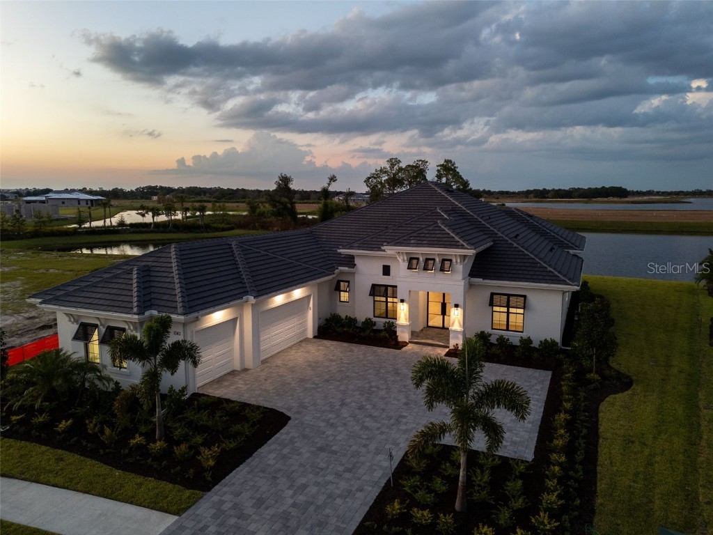 1043 Blue Shell Loop Sarasota FL 34240 A4666908 image26