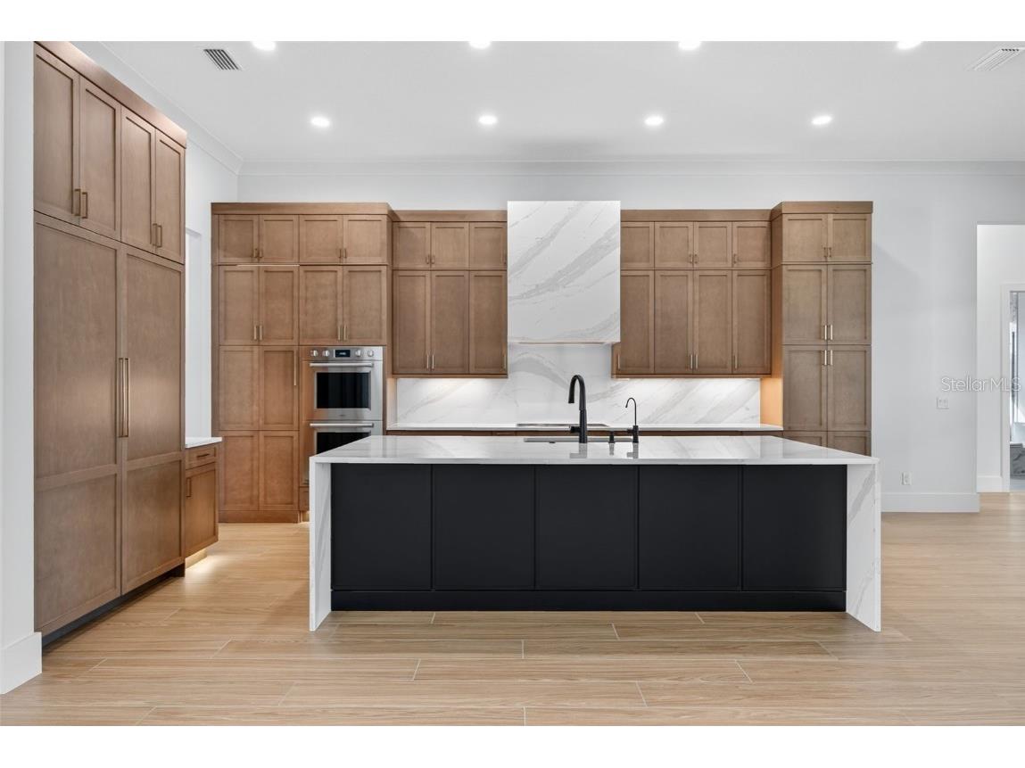 1043 Blue Shell Loop Sarasota FL 34240 A4666908 image30