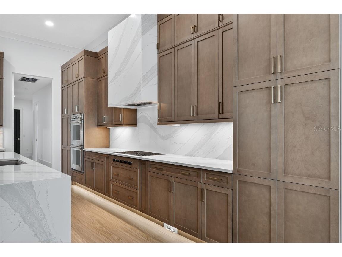 1043 Blue Shell Loop Sarasota FL 34240 A4666908 image32