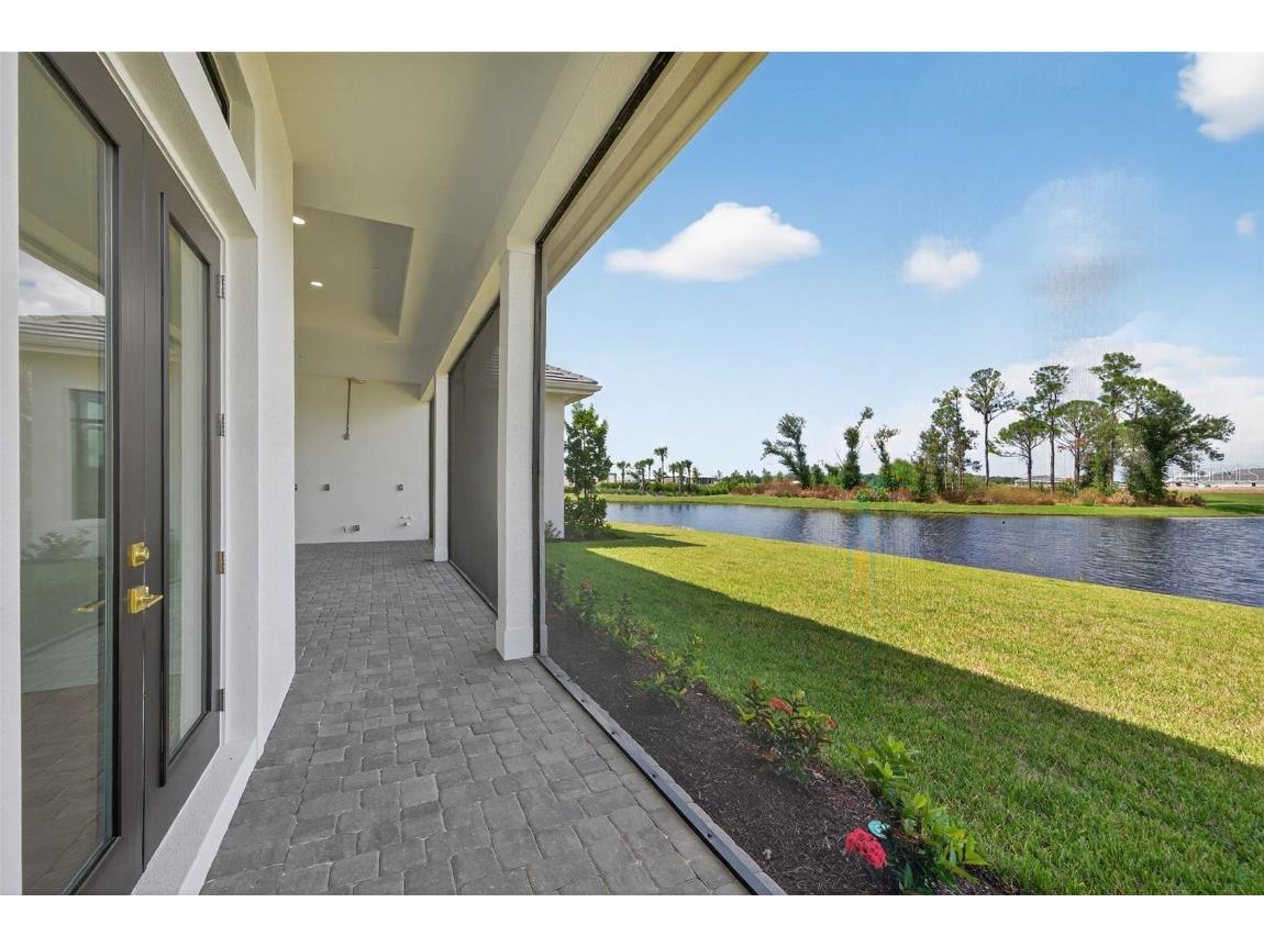 1043 Blue Shell Loop Sarasota FL 34240 A4666908 image81