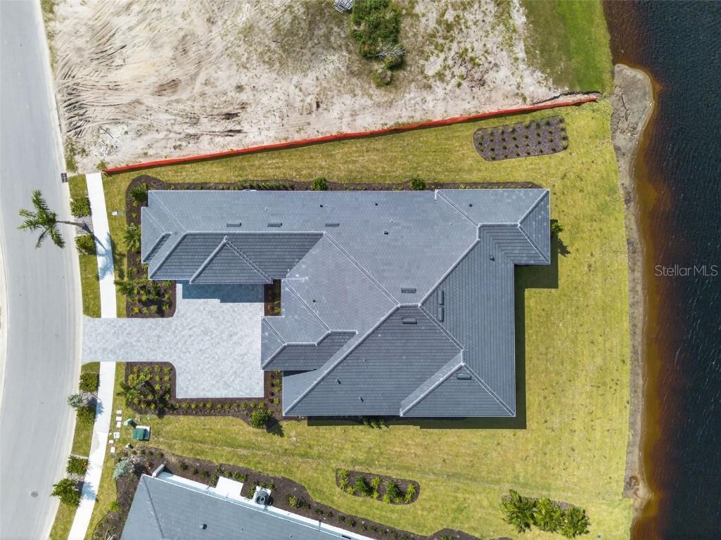 1043 Blue Shell Loop Sarasota FL 34240 A4666908 image88