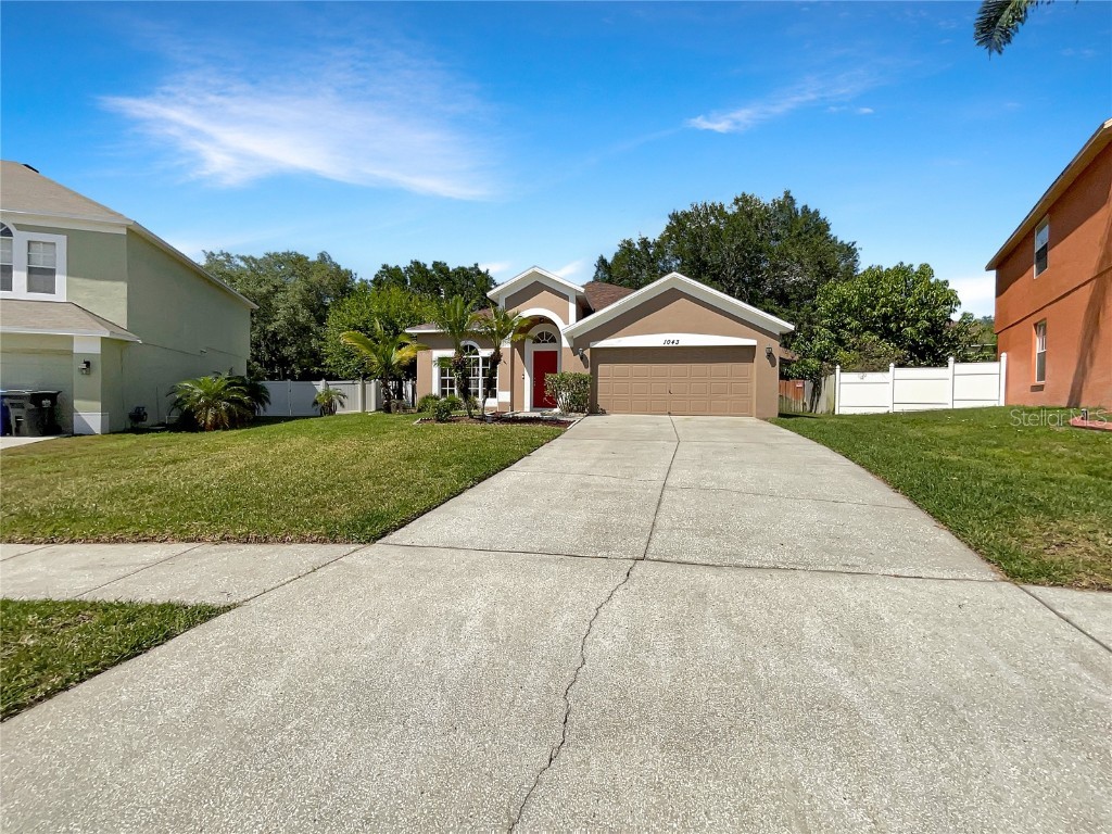 1043 Grand Canyon Drive Valrico FL 33594 O6198911 image1
