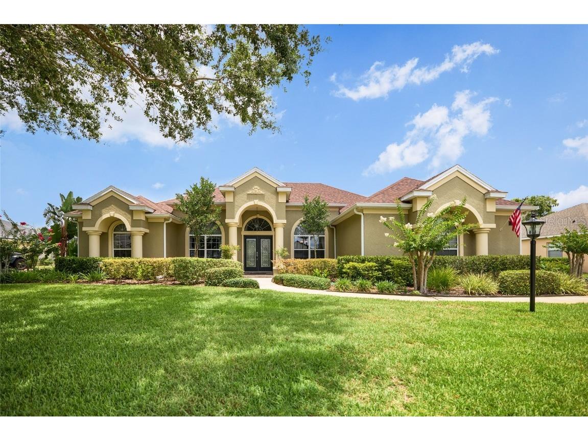 1043 Juliette Boulevard Mount Dora FL 32757 - LAKE LOCH LEVEN G5098931 image1