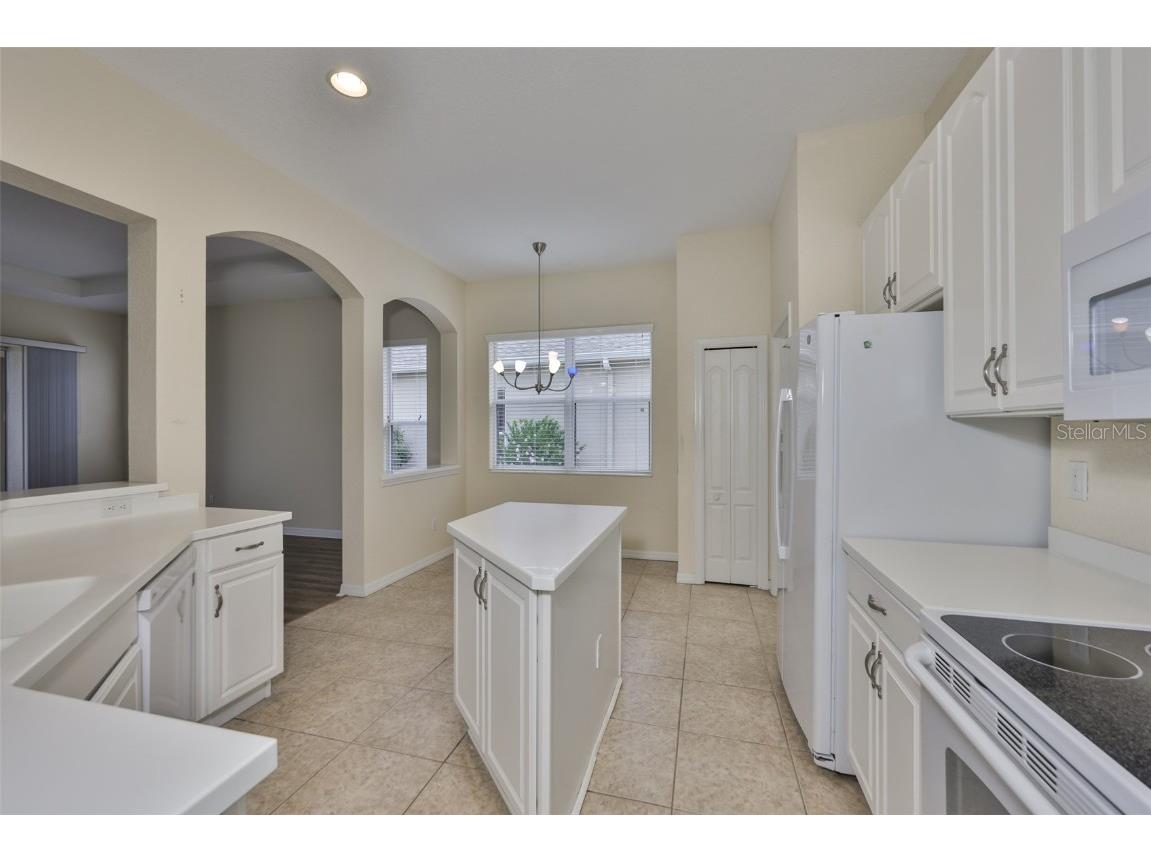 1043 Regal Manor Way Sun City Center FL 33573 TB8446793 image12