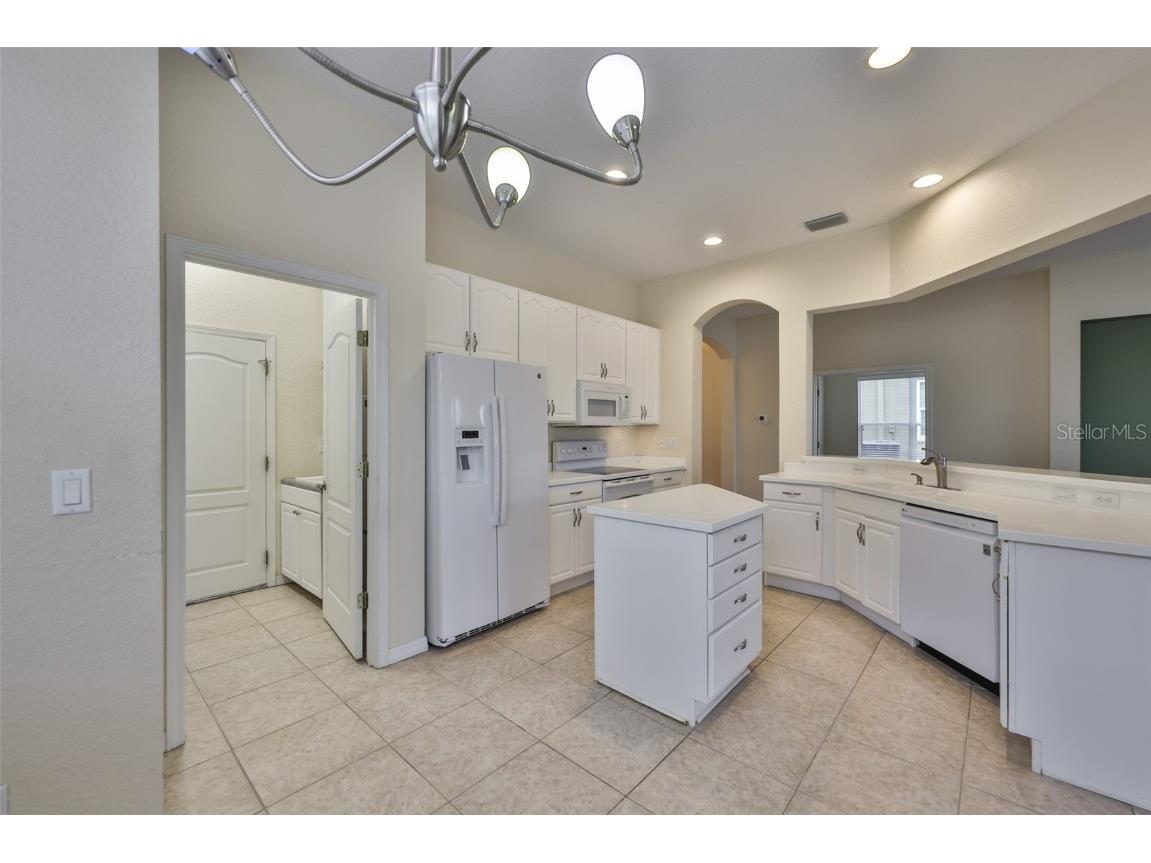 1043 Regal Manor Way Sun City Center FL 33573 TB8446793 image13