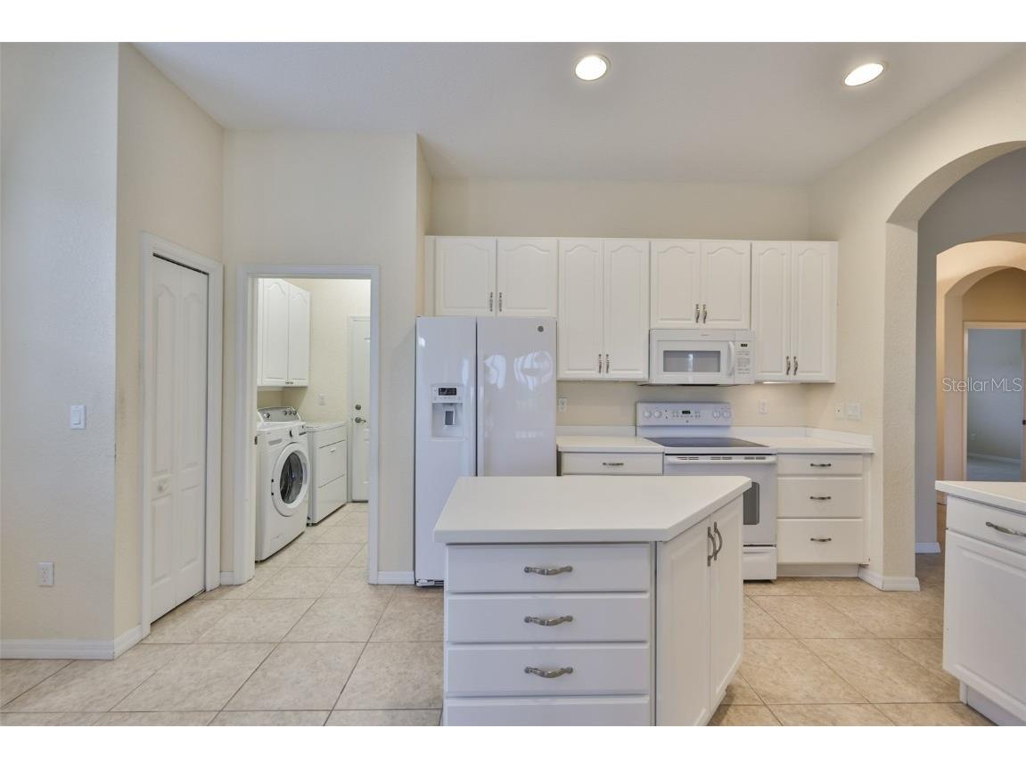 1043 Regal Manor Way Sun City Center FL 33573 TB8446793 image14