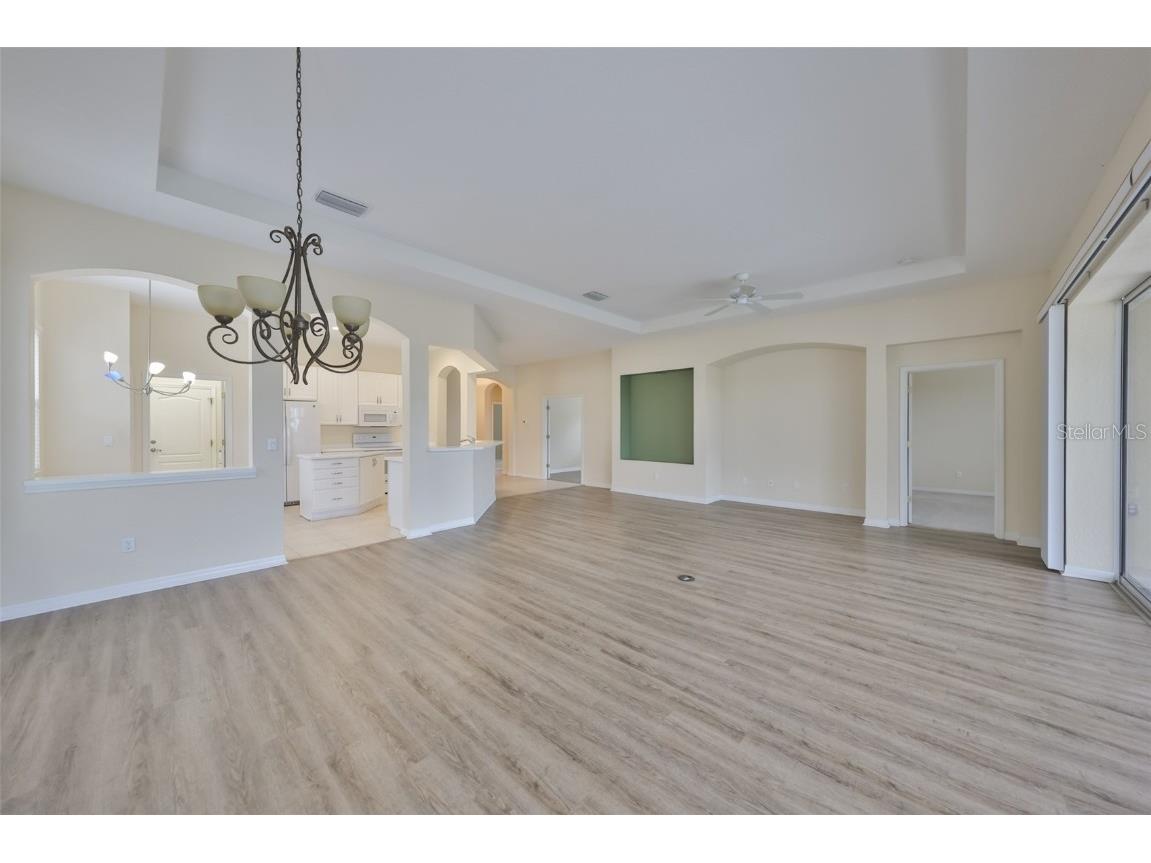 1043 Regal Manor Way Sun City Center FL 33573 TB8446793 image17