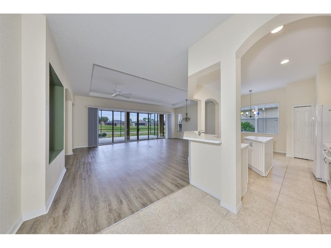 1043 Regal Manor Way Sun City Center FL 33573 TB8446793 image28