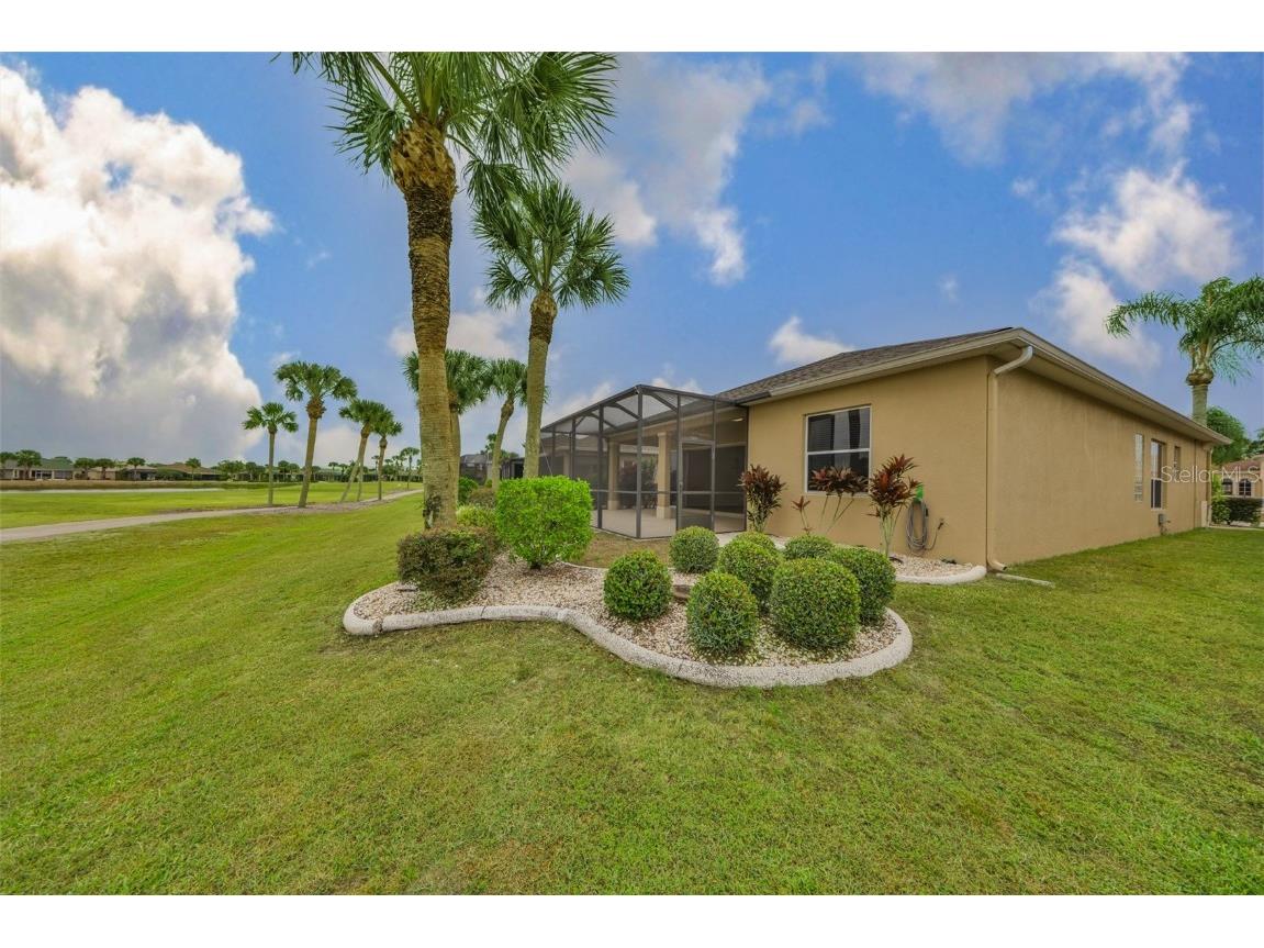 1043 Regal Manor Way Sun City Center FL 33573 TB8446793 image32