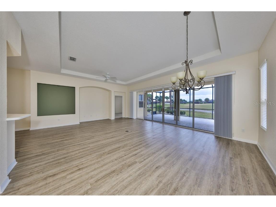 1043 Regal Manor Way Sun City Center FL 33573 TB8446793 image7