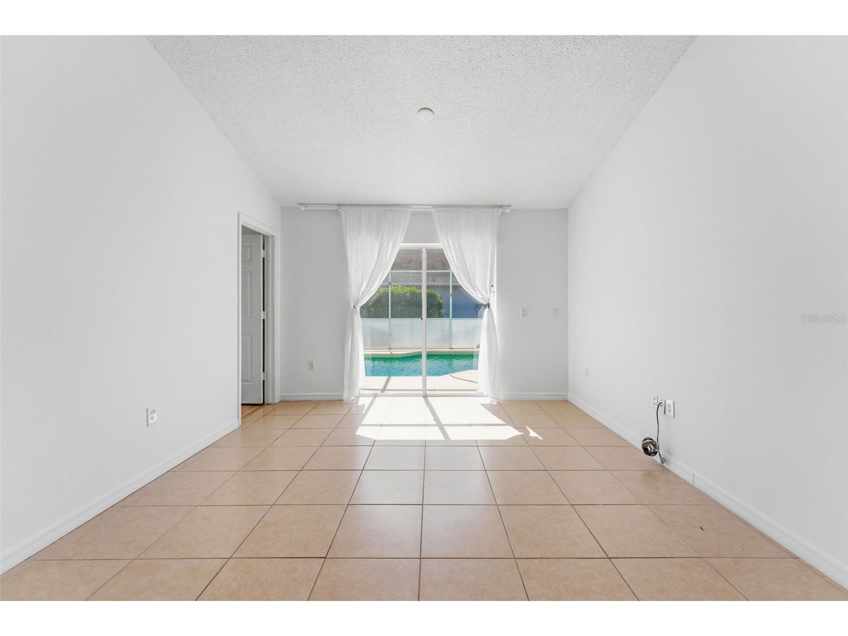 1043 Soaring Eagle Lane Kissimmee FL 34746 O6380291 image14