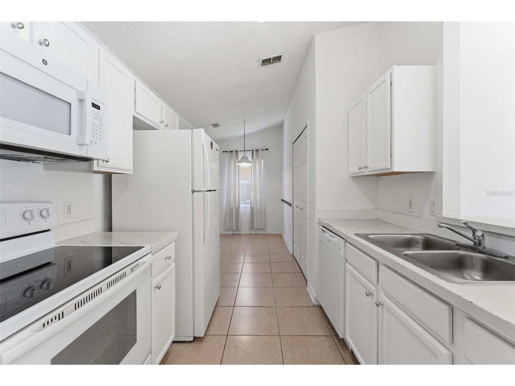 1043 Soaring Eagle Lane Kissimmee FL 34746 O6380291 image17