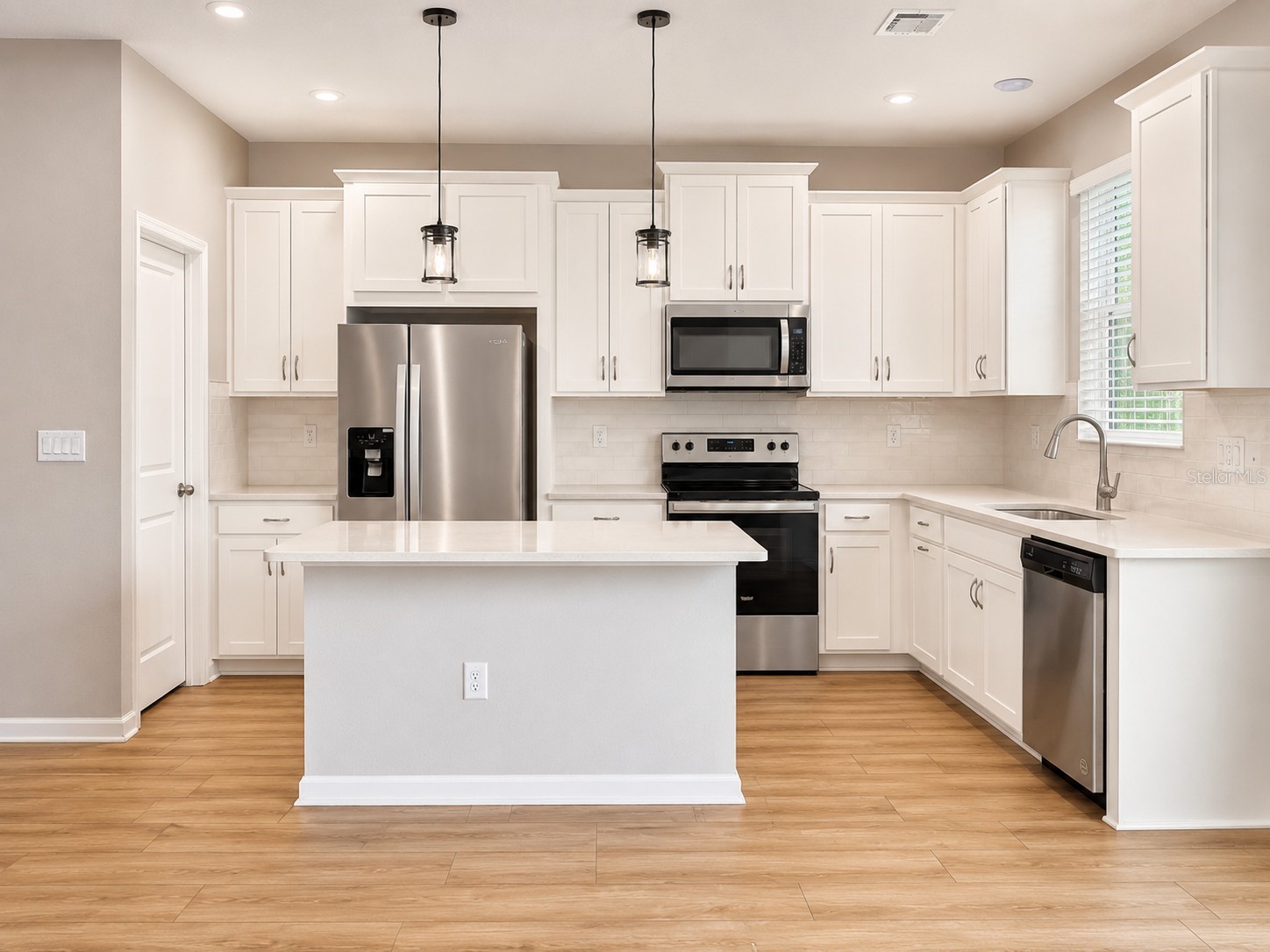1043 Spring Palm Loop Orlando FL 32828 O6412135 image2