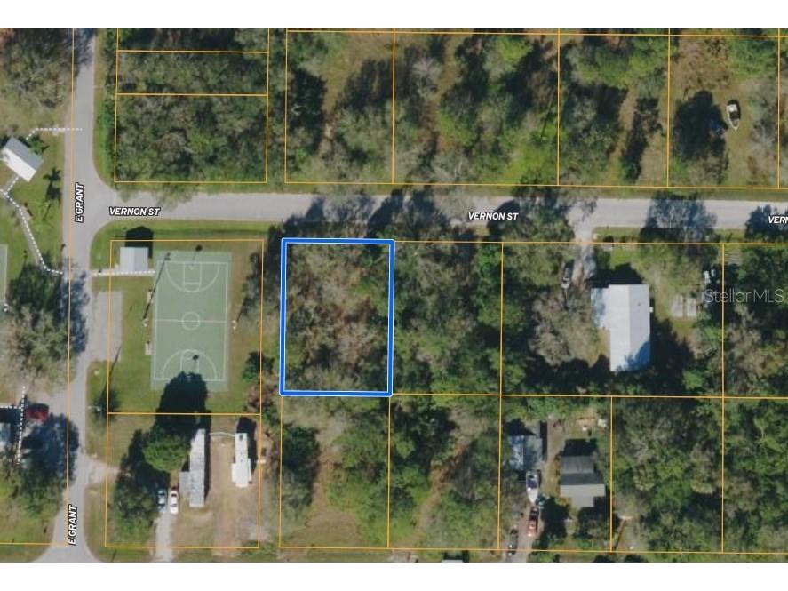 1043 Vernon Street Fellsmere FL 32948 U8244687 image1