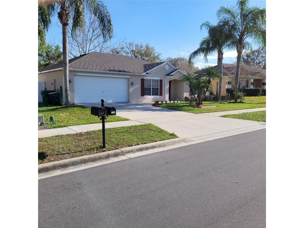 1043 Woodson Hammock Circle Winter Garden FL 34787 O6189682 image1