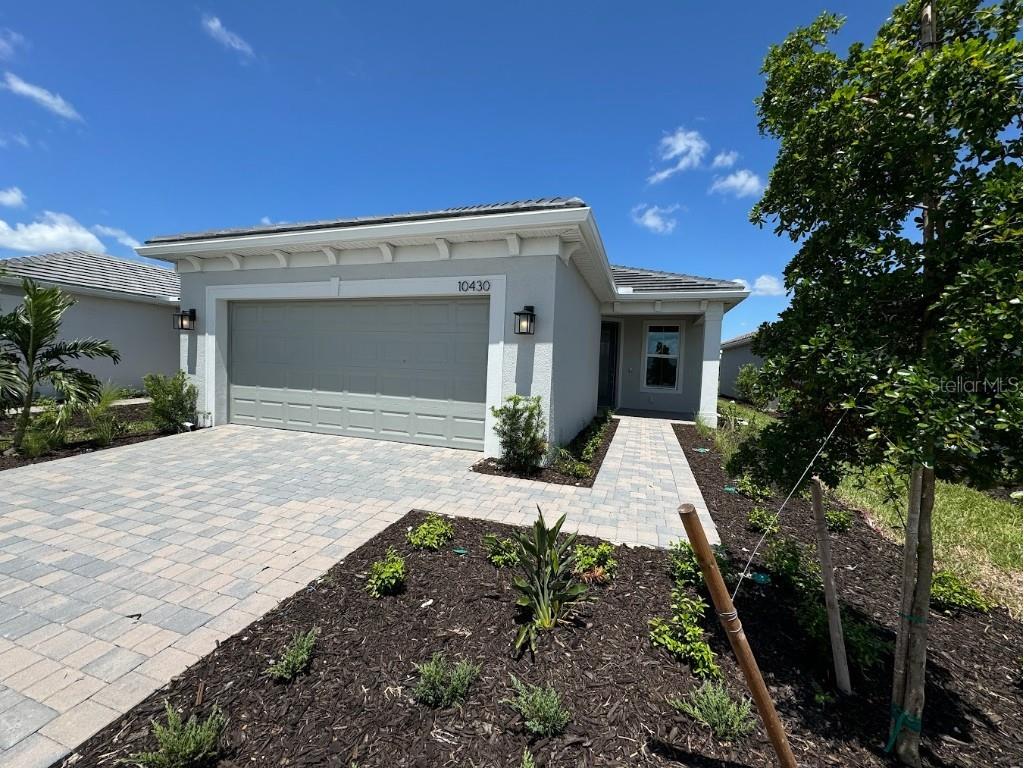 10430 Abaco Falls Drive Englewood FL 34223 TB8310894 image1