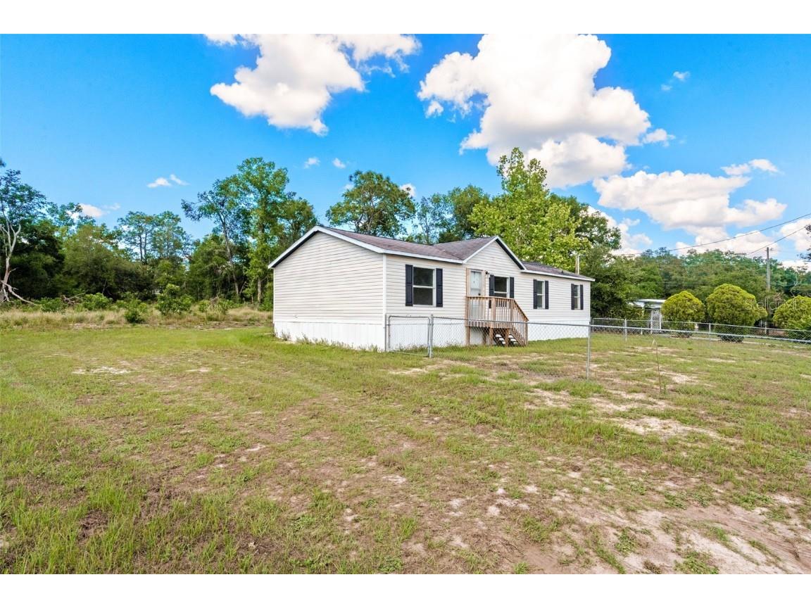 10431 SE 127th Lane Belleview FL 34420 TB8385346 image1