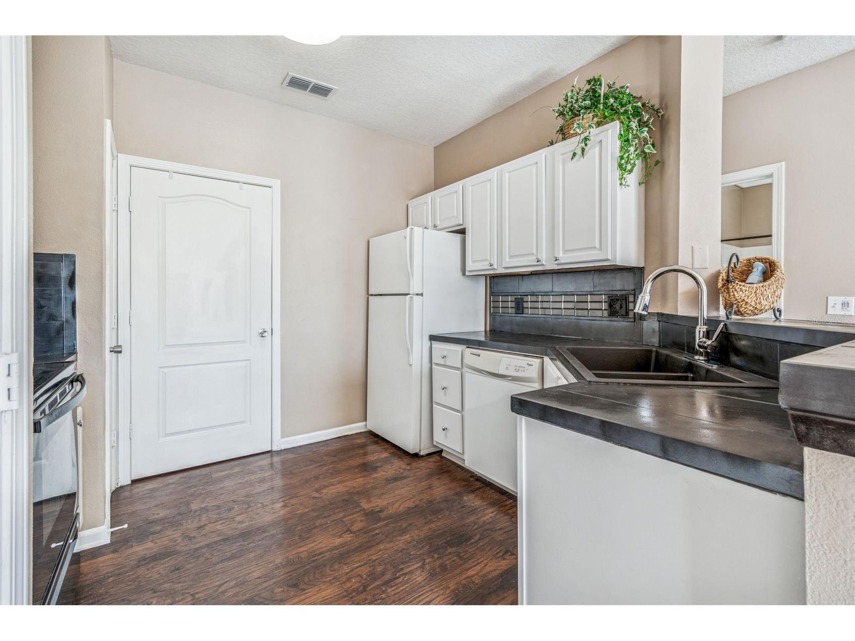 10434 Villa View Circle Tampa FL 33647 TB8467445 image10