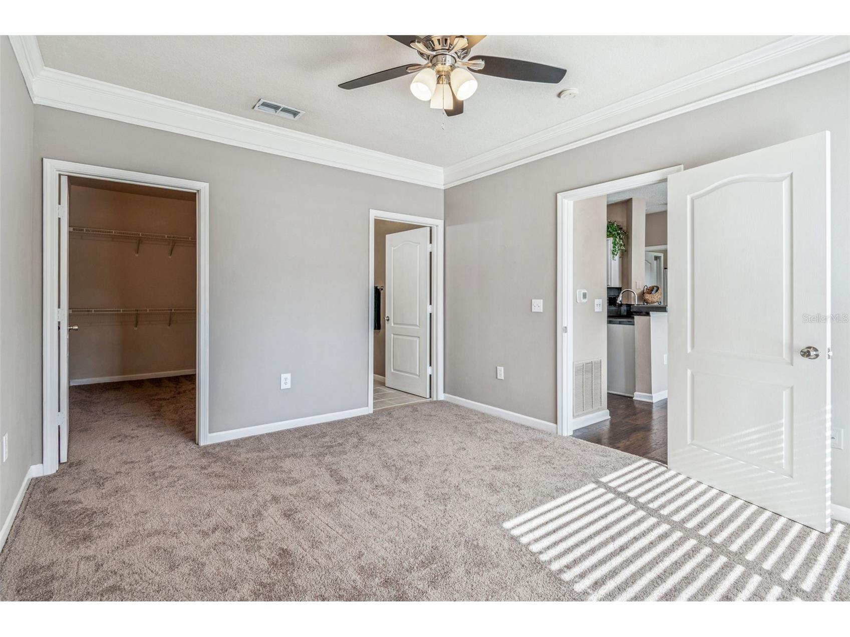 10434 Villa View Circle Tampa FL 33647 TB8467445 image22