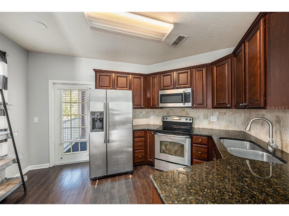 10436 Villa View Circle Tampa FL 33647 TB8450537 image8