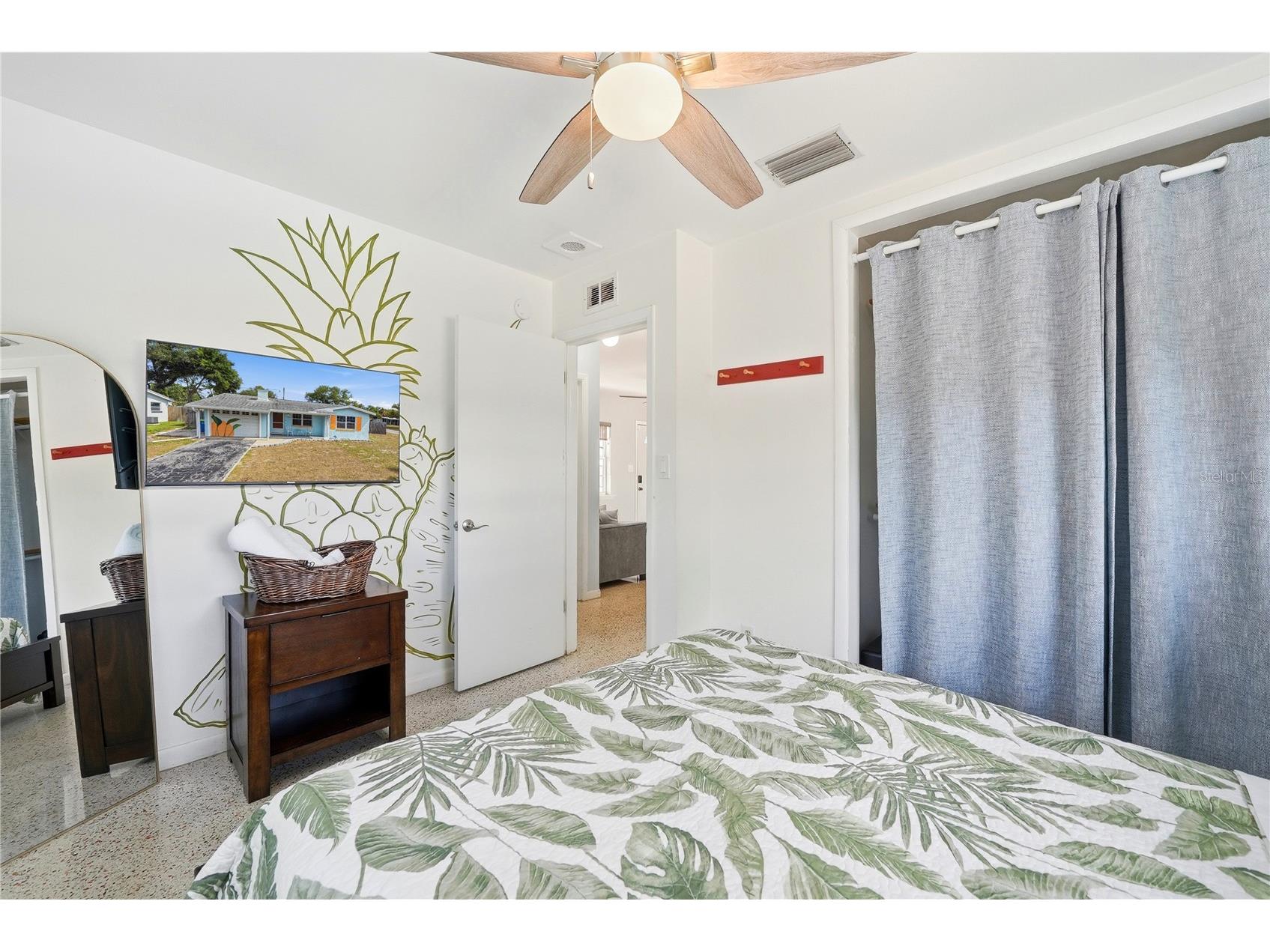 10437 52nd Avenue N Saint Petersburg FL 33708 TB8499625 image18