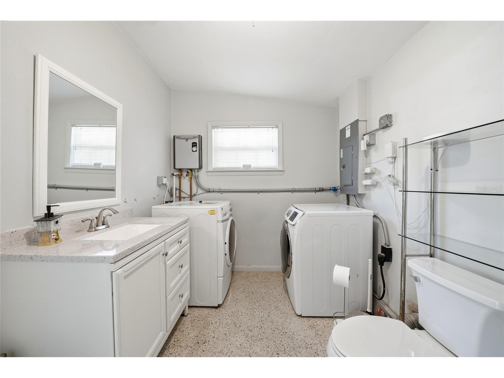 10437 52nd Avenue N Saint Petersburg FL 33708 TB8499625 image20