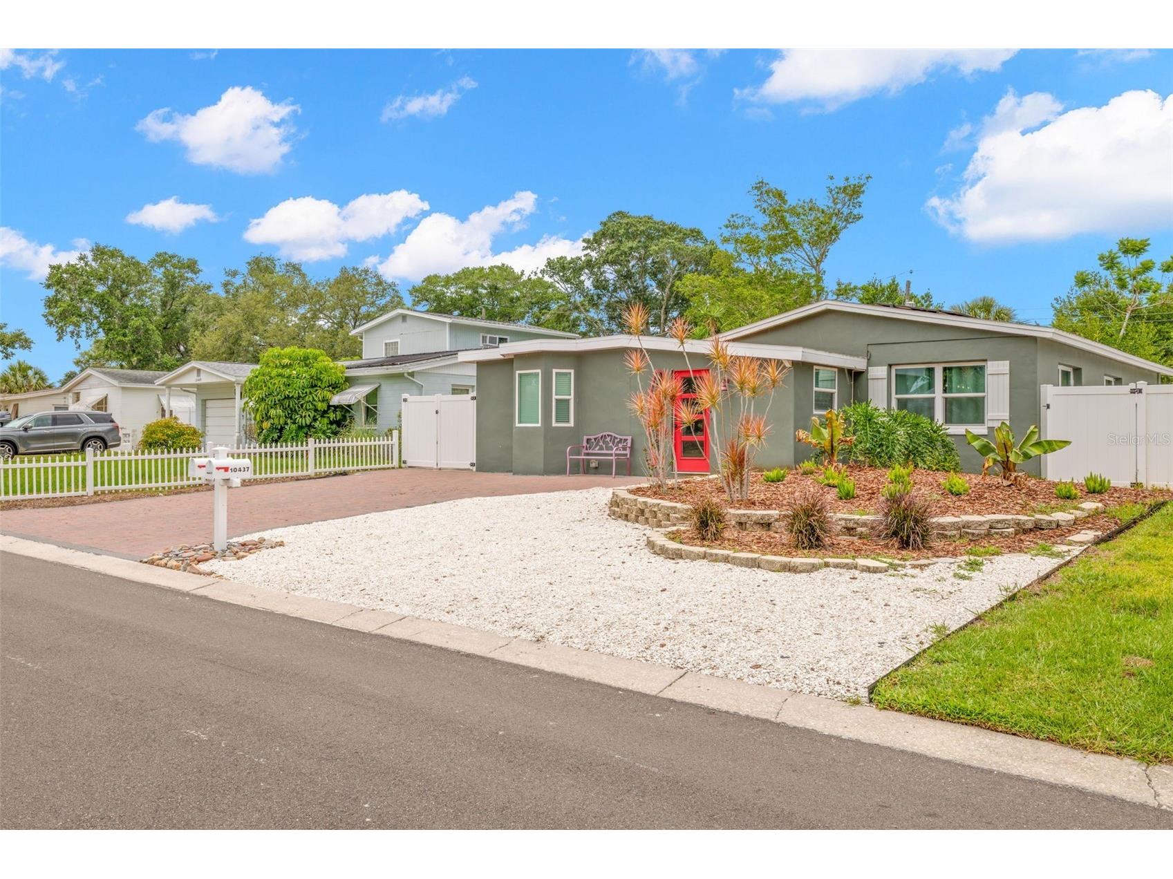 10437 Cirimoya Lane Seminole FL 33772 TB8525259 image3