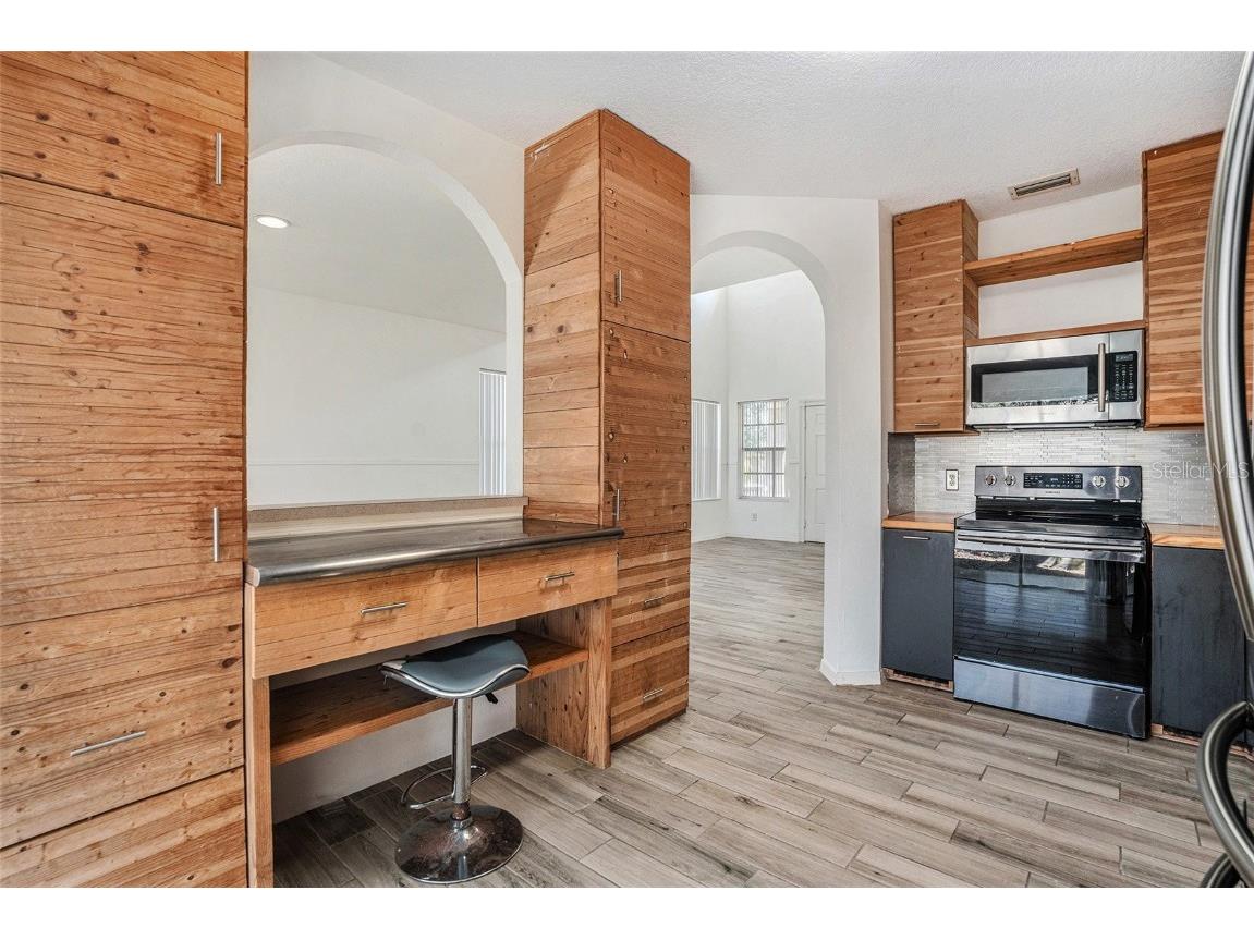 10438 Blackmore Drive Tampa FL 33647 TB8439604 image11