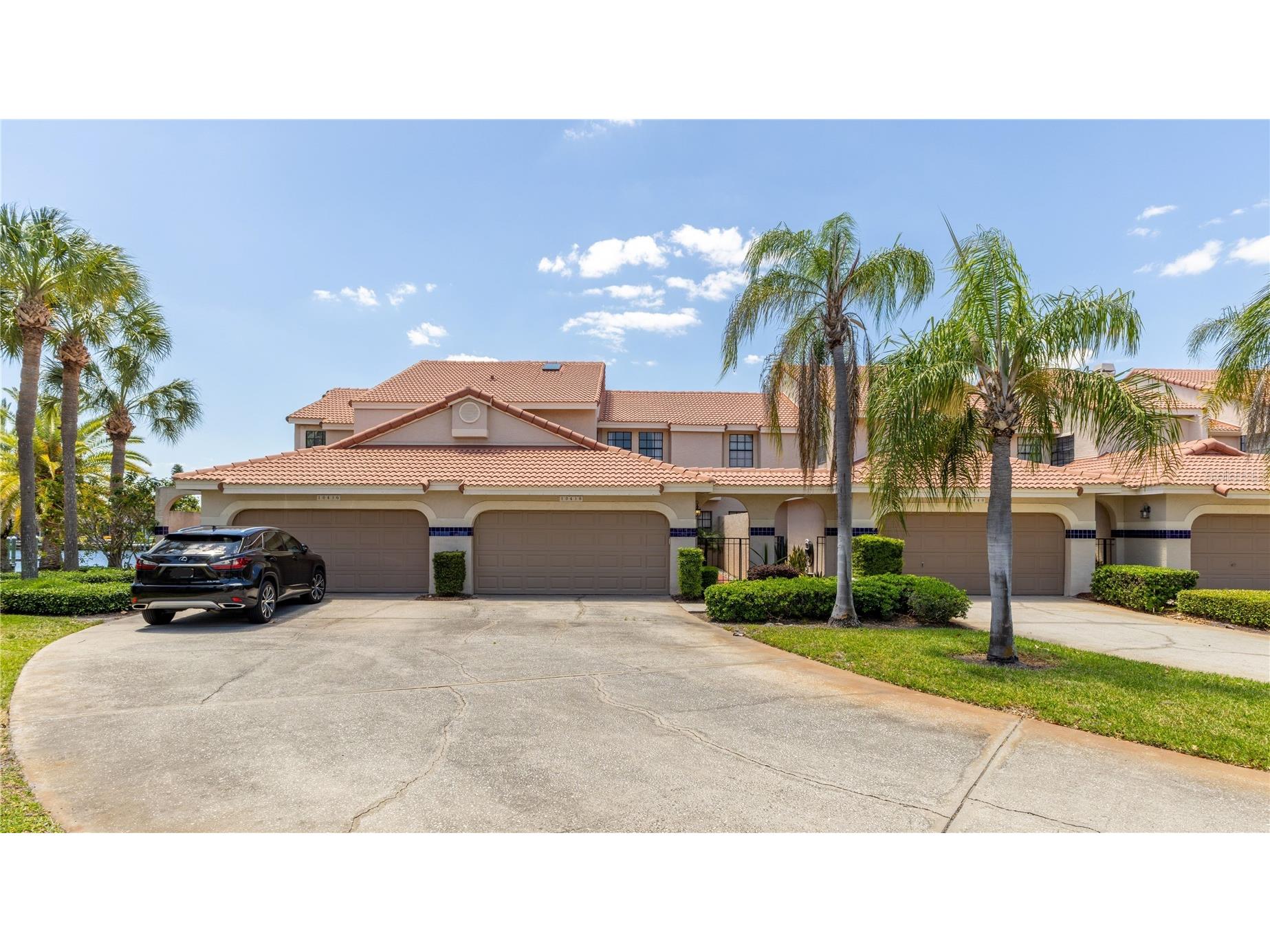 10438 Saint Tropez Place Tampa FL 33615 TB8499129 image4