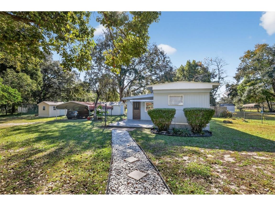 10438 SE 130th Place Ocklawaha FL 32179 G5104386 image1