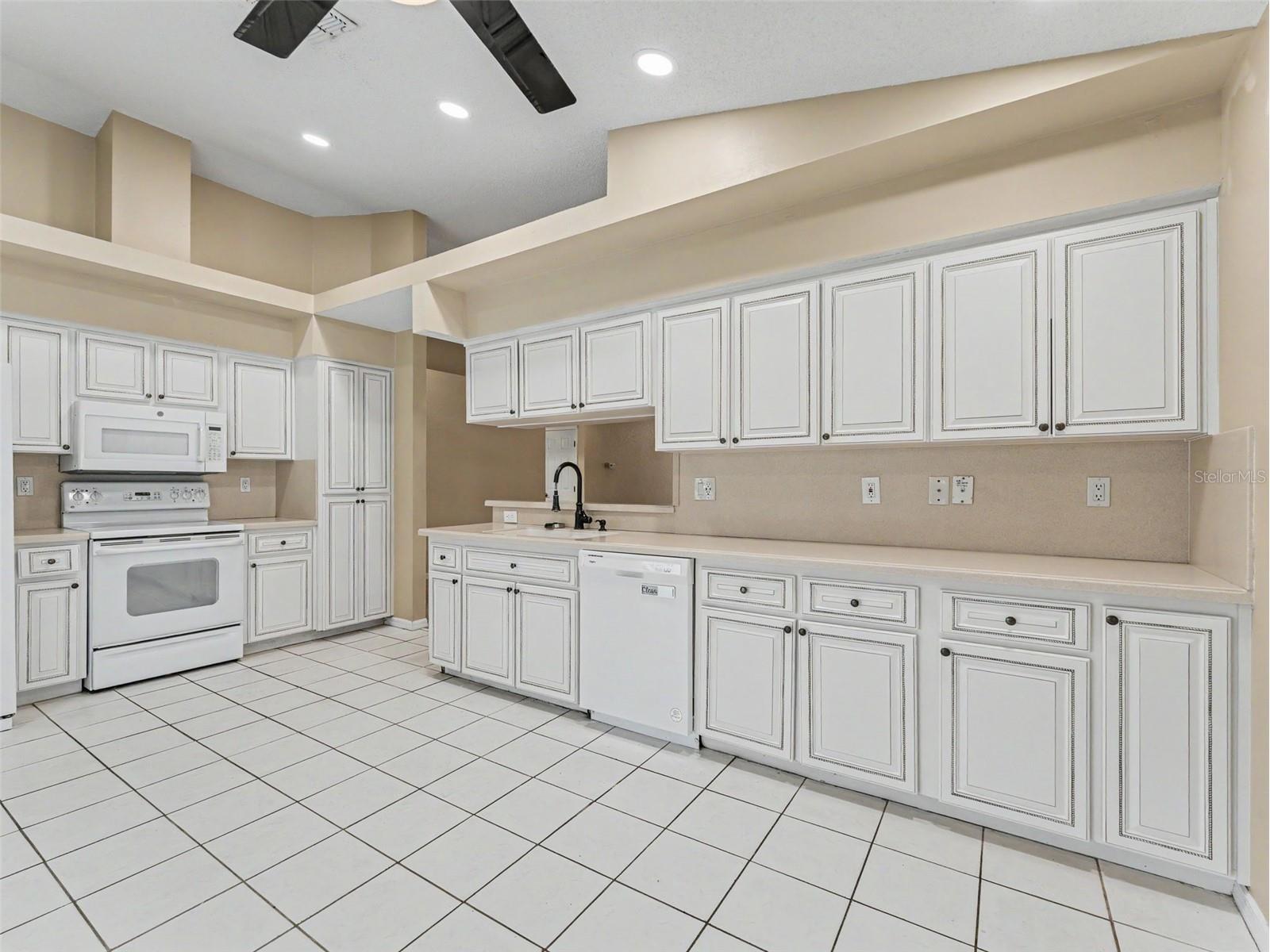 10439 Casa Grande Circle Spring Hill FL 34608 W7885859 image12