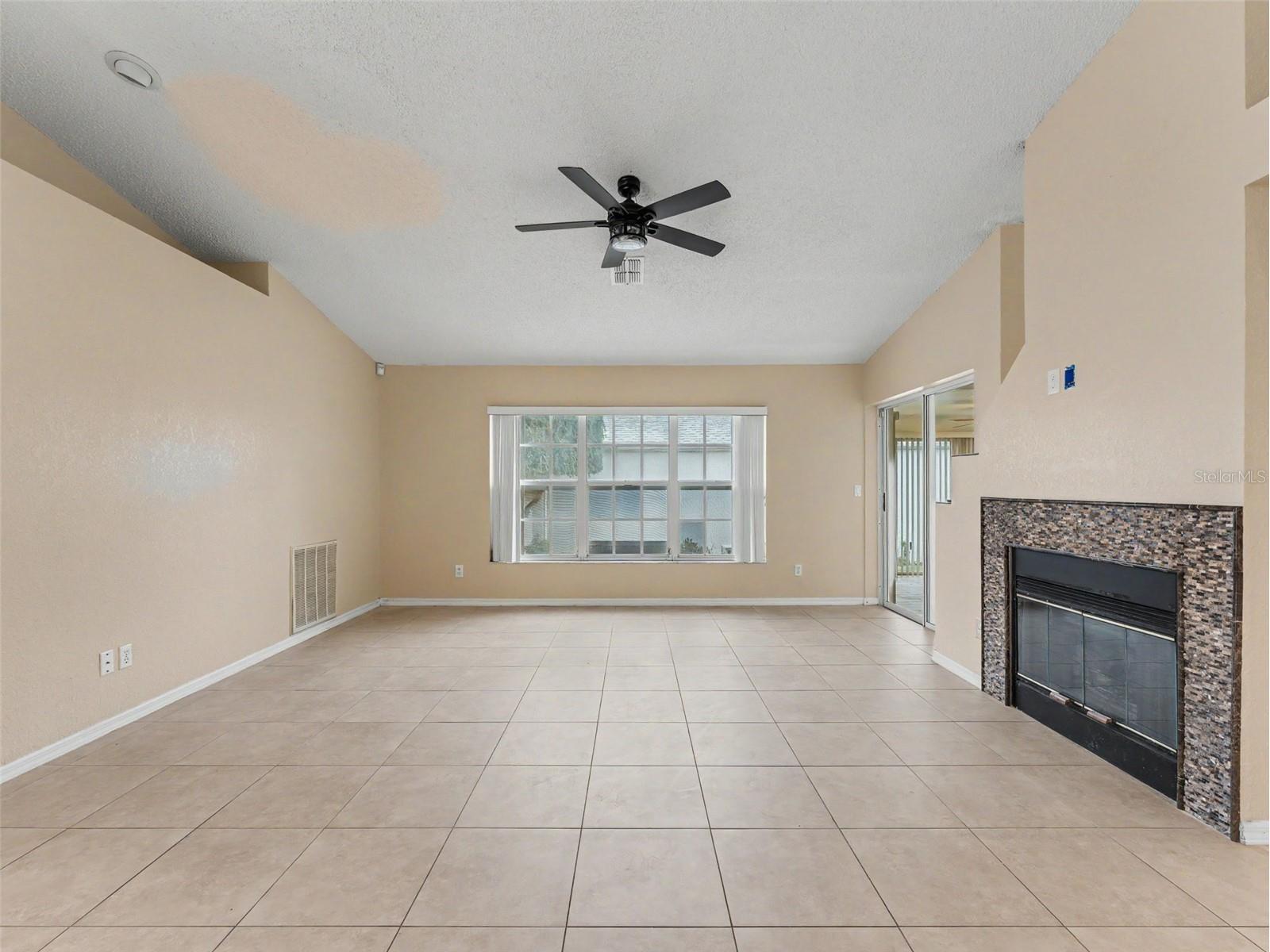 10439 Casa Grande Circle Spring Hill FL 34608 W7885859 image5