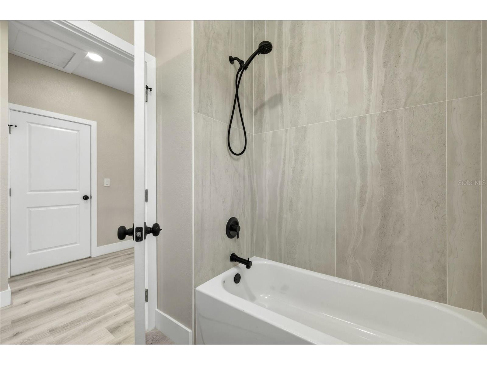 1044 12th Avenue S Saint Petersburg FL 33705 TB8499607 image35