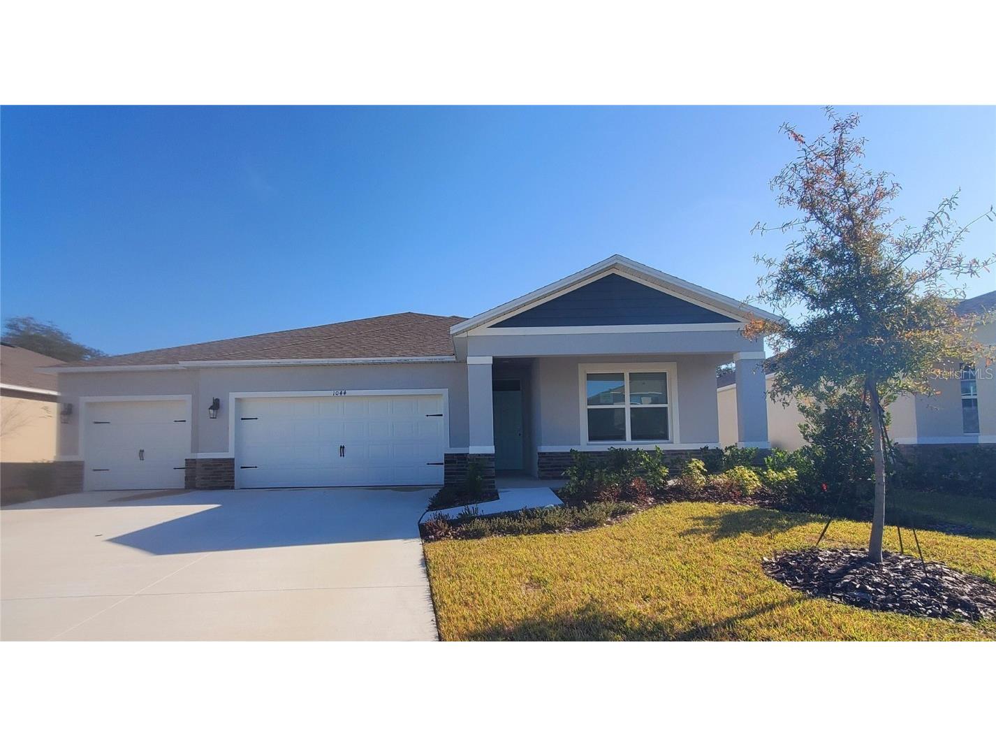 1044 Morfontaine Street Daytona Beach FL 32124 O6306460 image1