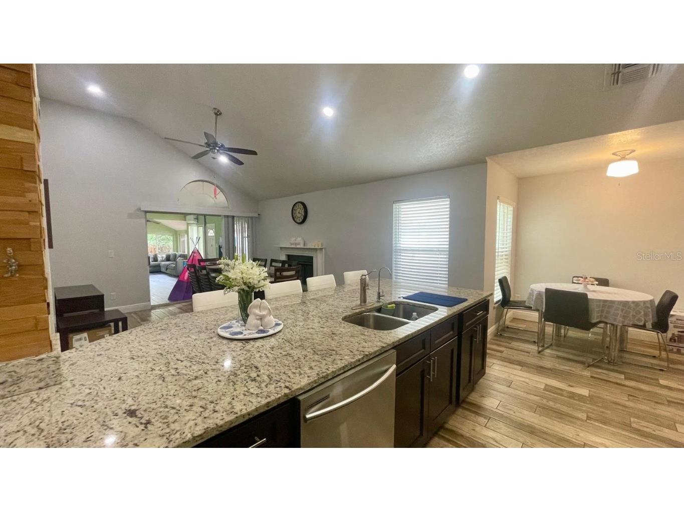 1044 Nin Street Orlando FL 32835 O6329543 image18