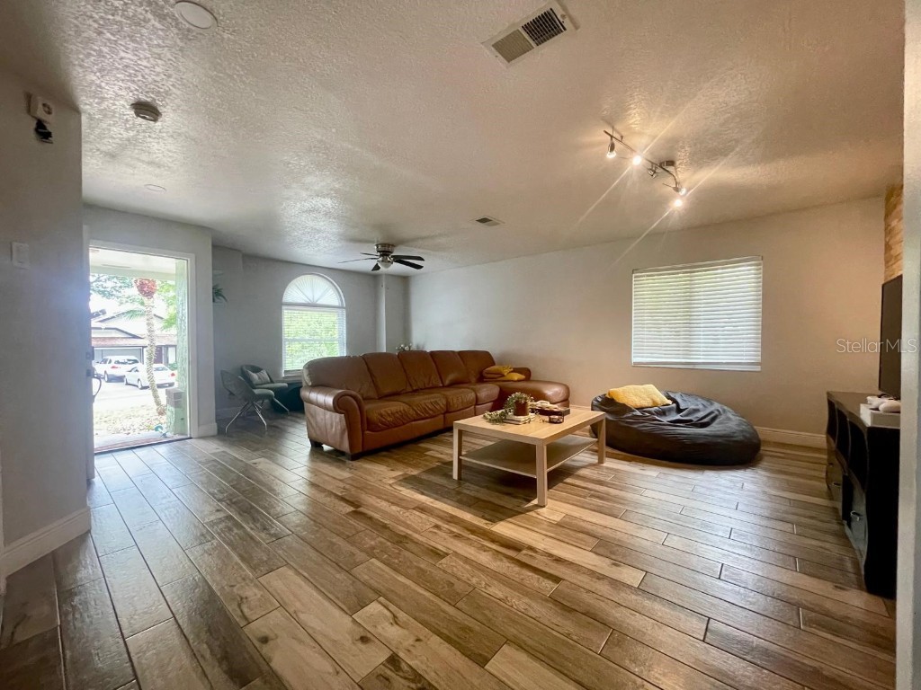 1044 Nin Street Orlando FL 32835 O6329543 image3