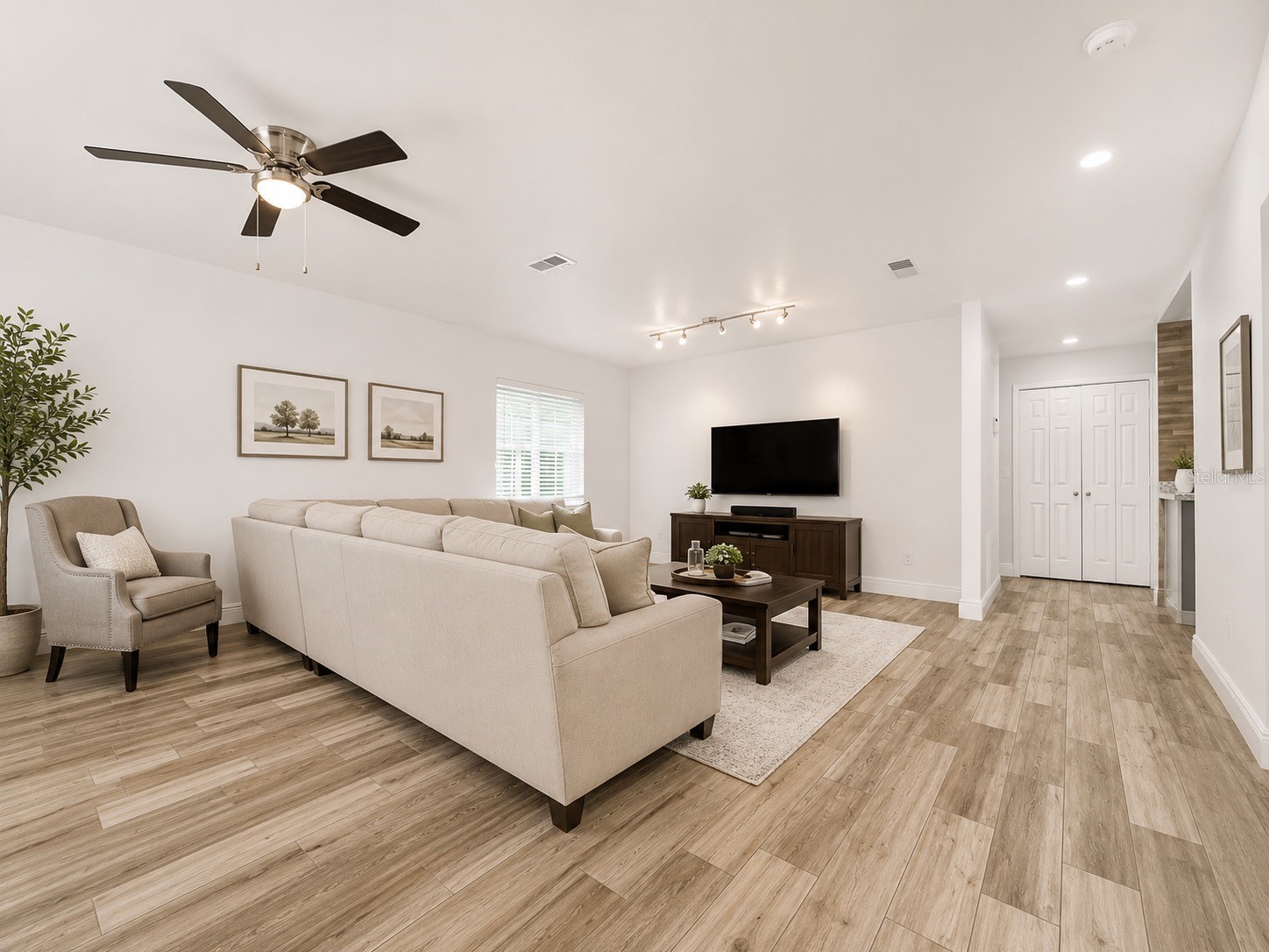1044 Nin Street Orlando FL 32835 O6407207 image2