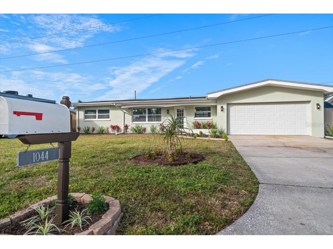 1044 Porter Drive Largo FL 33771 TB8370646 image1