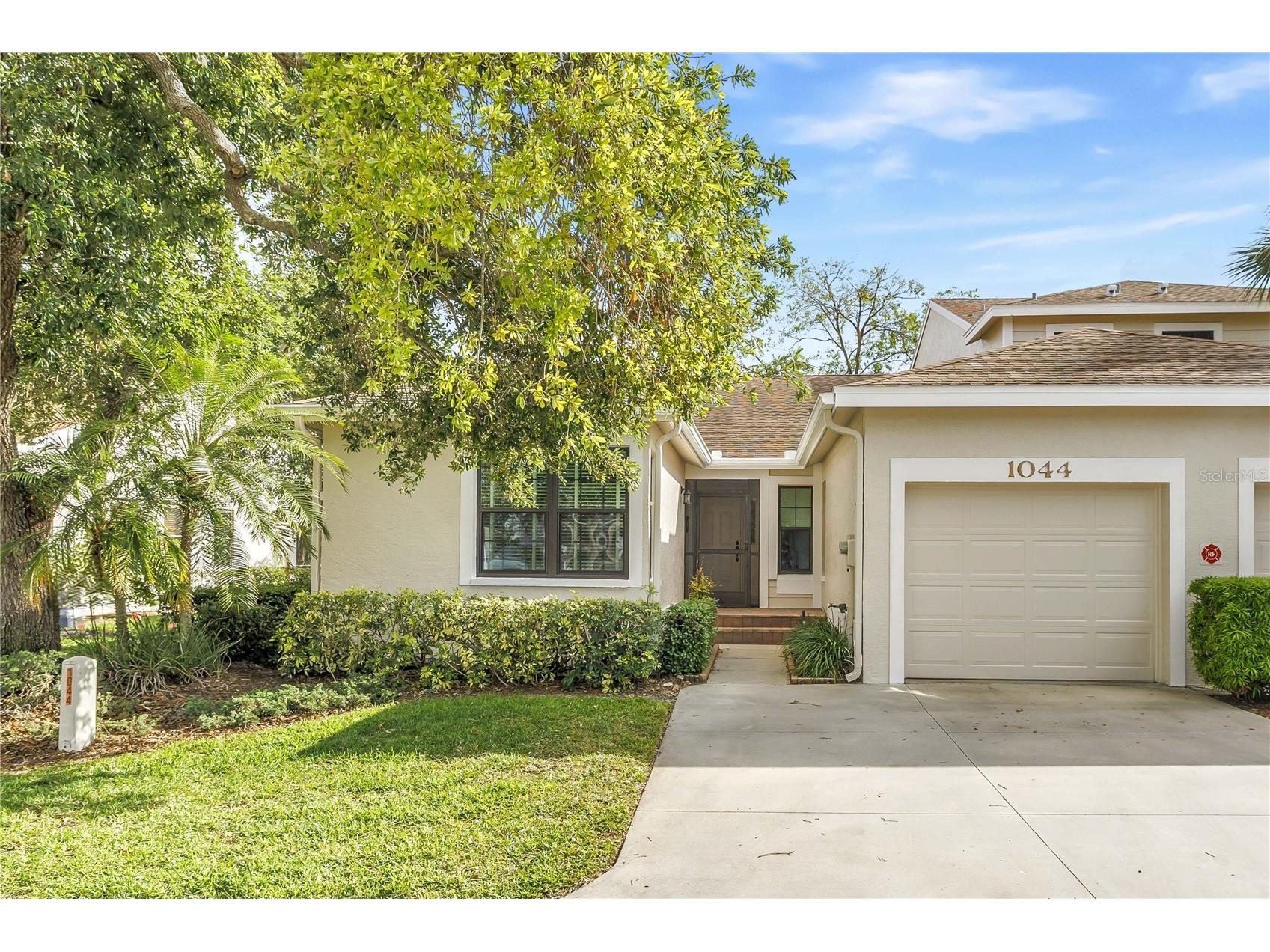 1044 Romano Court NE Saint Petersburg FL 33702 TB8503052 image1