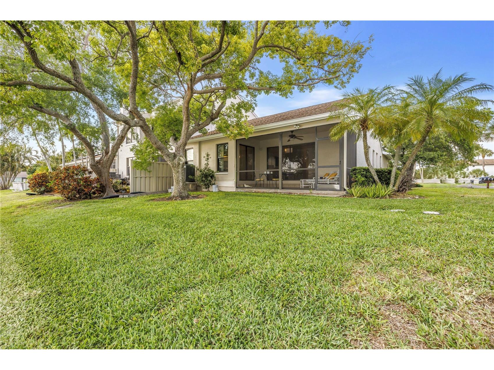 1044 Romano Court NE Saint Petersburg FL 33702 TB8503052 image14