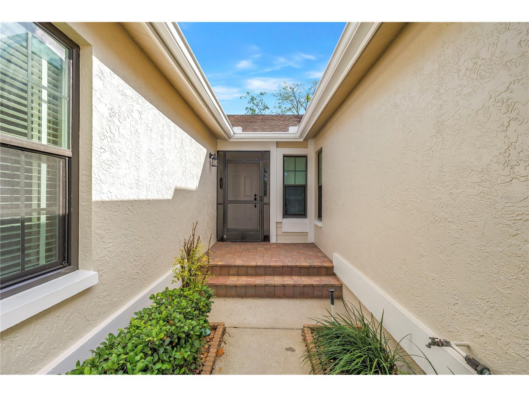 1044 Romano Court NE Saint Petersburg FL 33702 TB8503052 image18