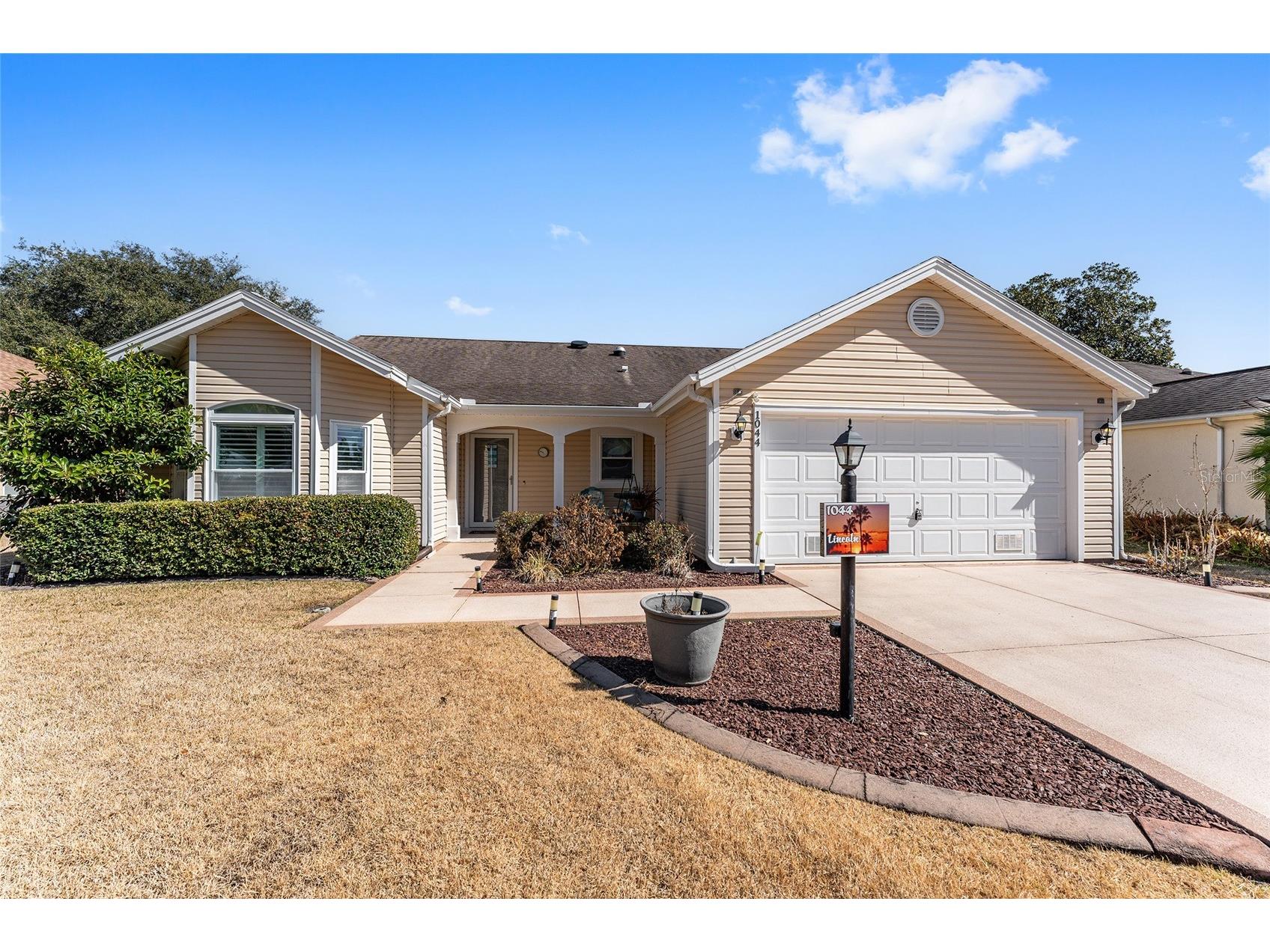 1044 Soledad Way The Villages FL 32159 G5107914 image1