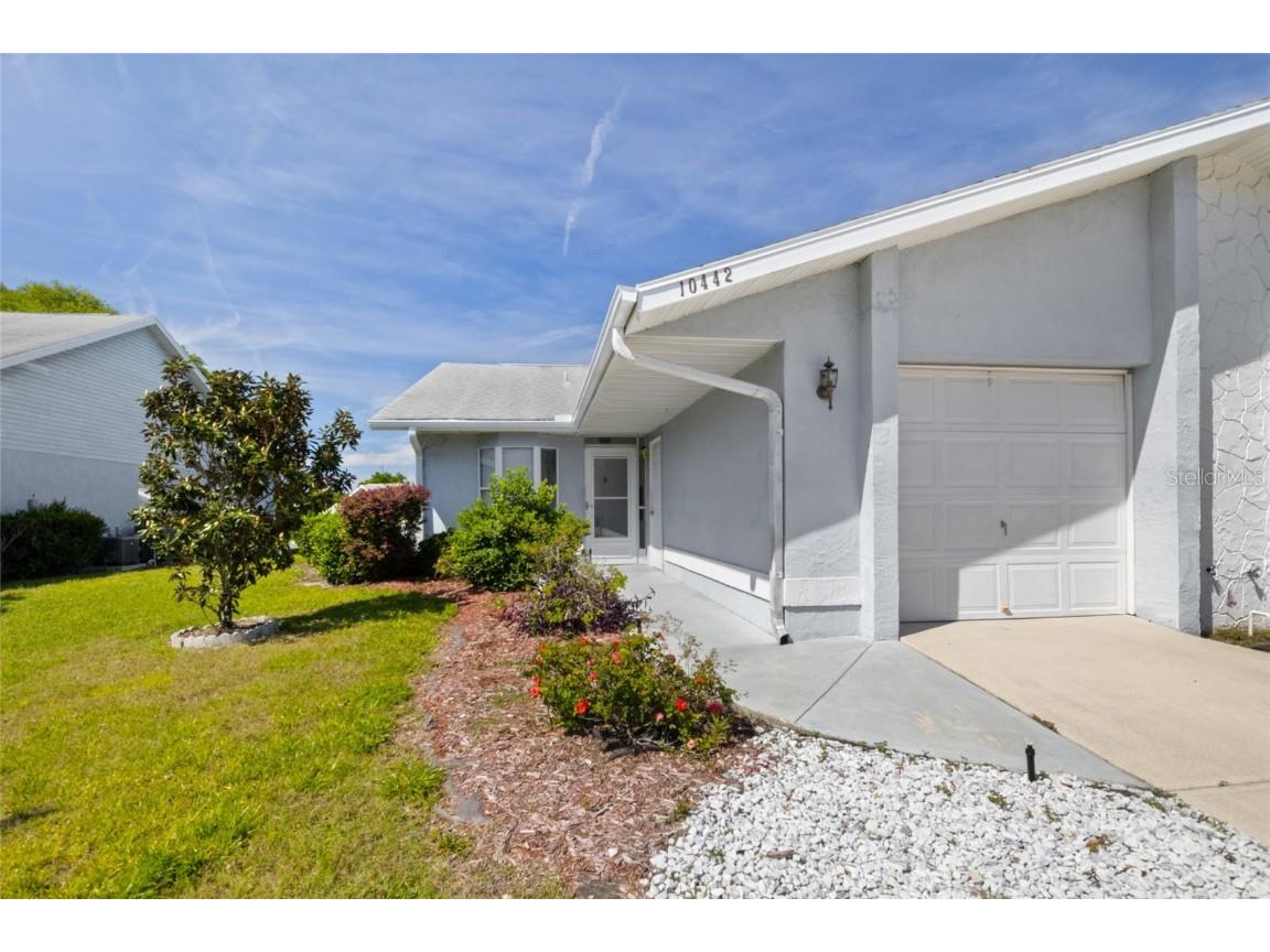 10442 SW 85th Court #A Ocala FL 34481 OM675964 image1