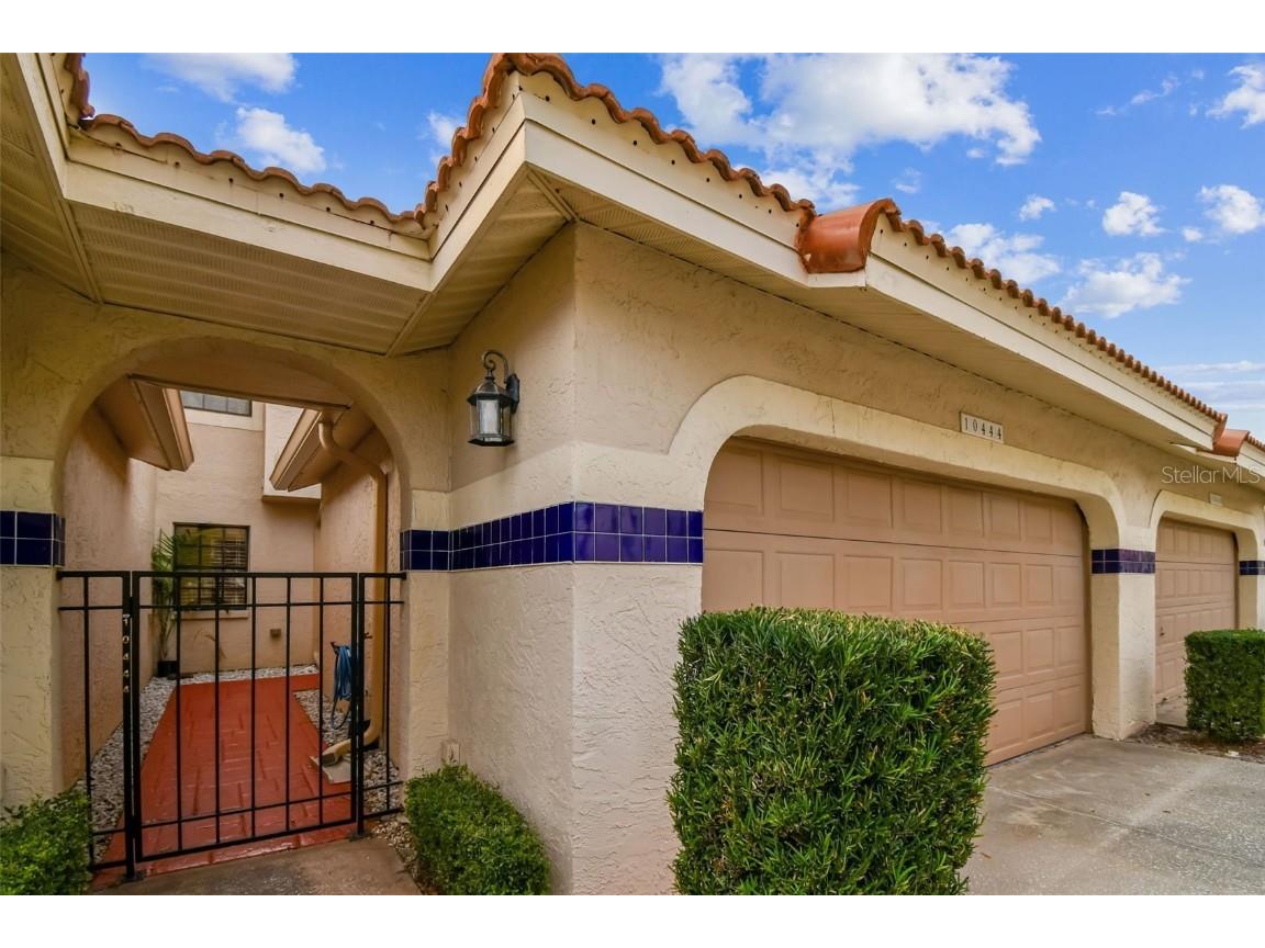 10444 Saint Tropez Place Tampa FL 33615 TB8452912 image1
