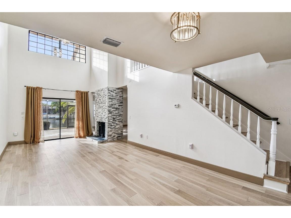 10444 Saint Tropez Place Tampa FL 33615 TB8452912 image11