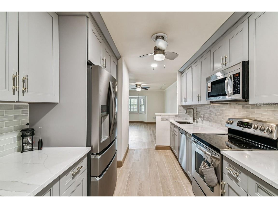 10444 Saint Tropez Place Tampa FL 33615 TB8452912 image26