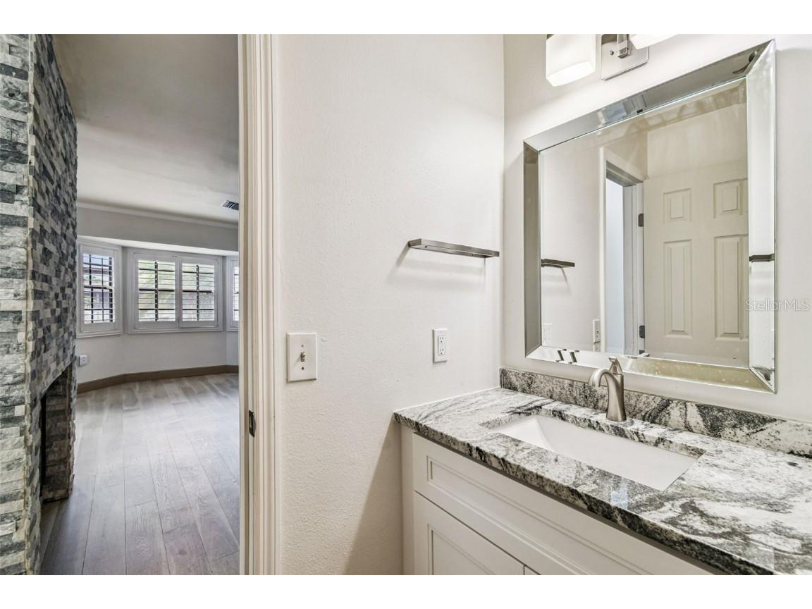 10444 Saint Tropez Place Tampa FL 33615 TB8452912 image28