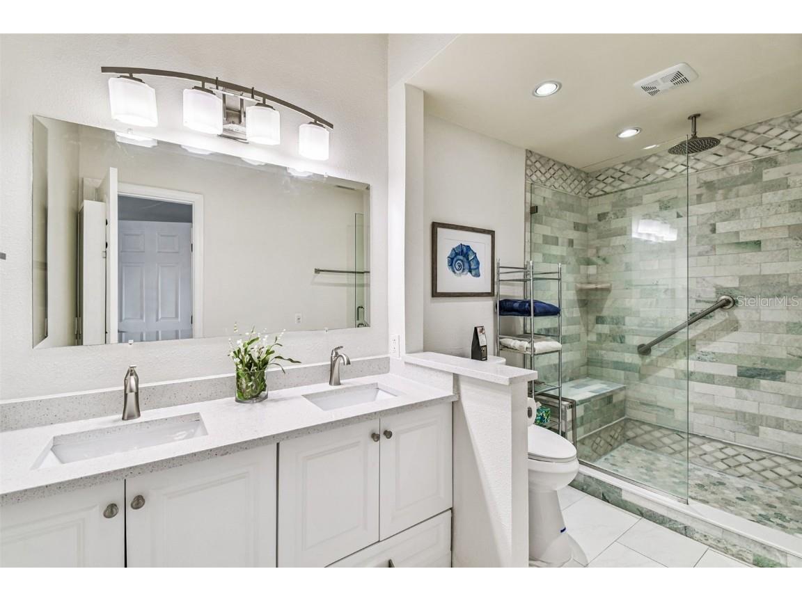 10444 Saint Tropez Place Tampa FL 33615 TB8452912 image35