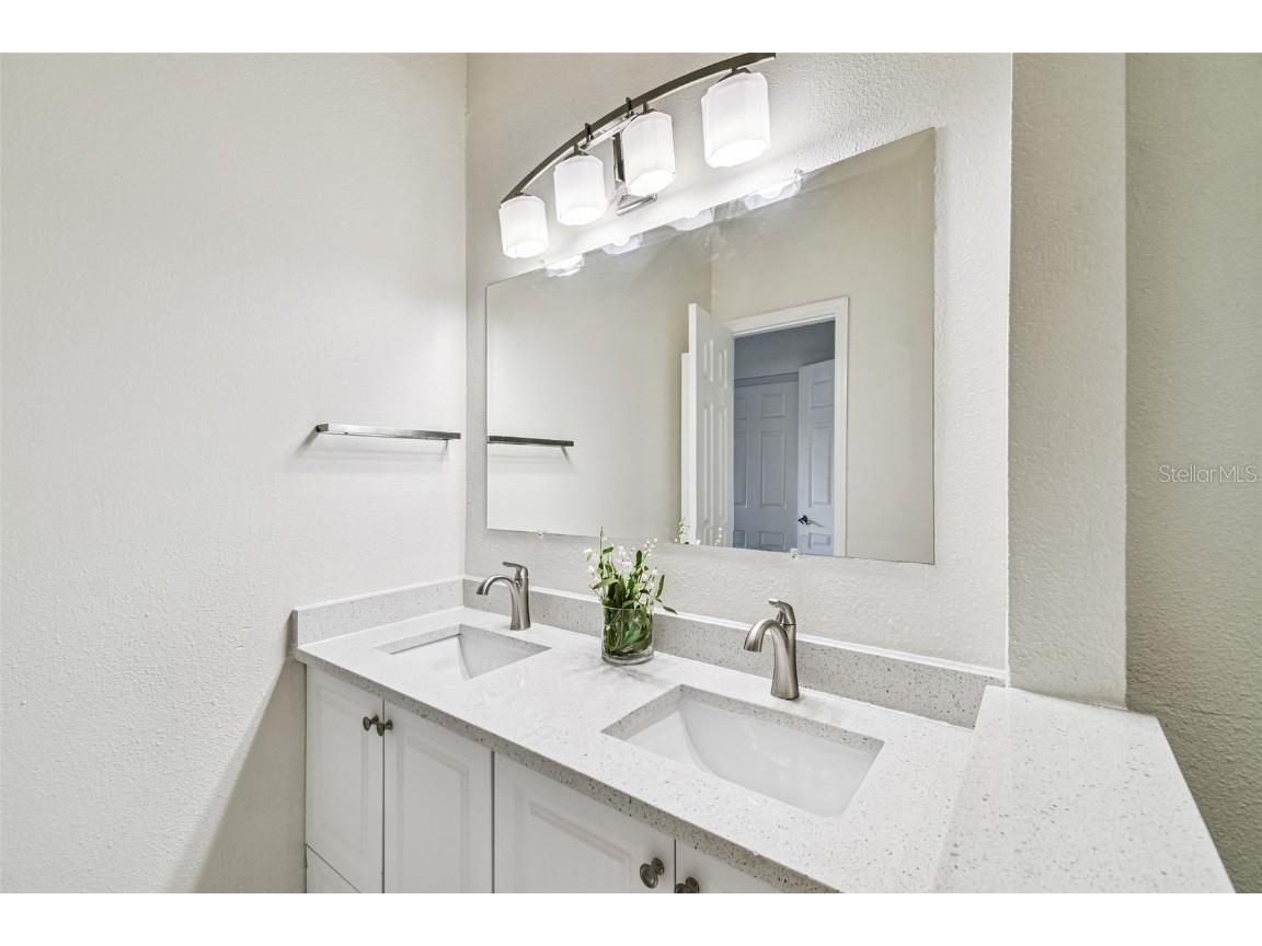 10444 Saint Tropez Place Tampa FL 33615 TB8452912 image36